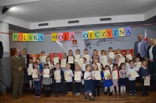 laureaci recytatorskiego konkursu